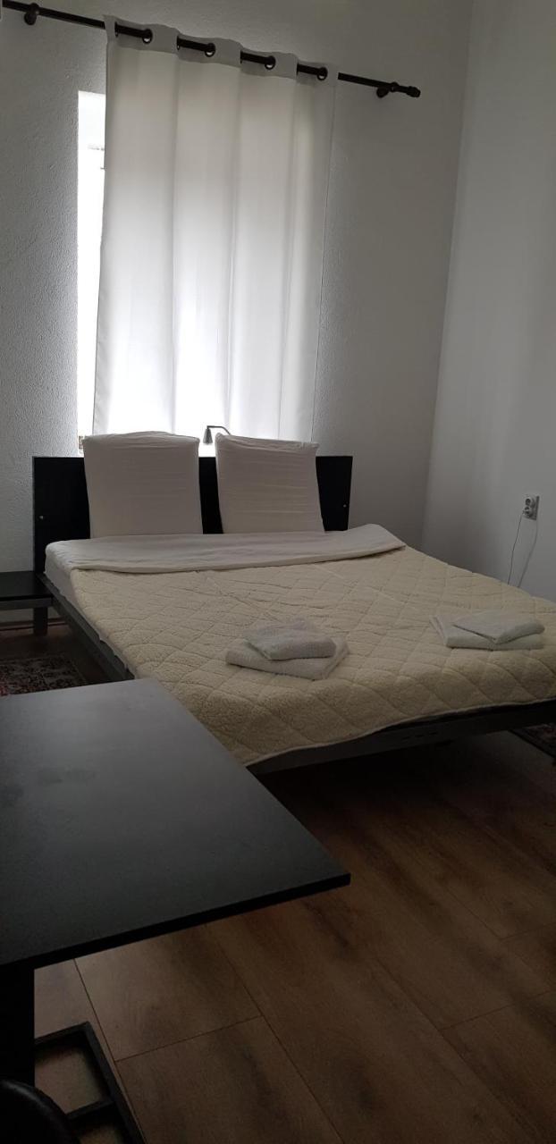 Dnd-X Hotel Pancsova Szoba fotó