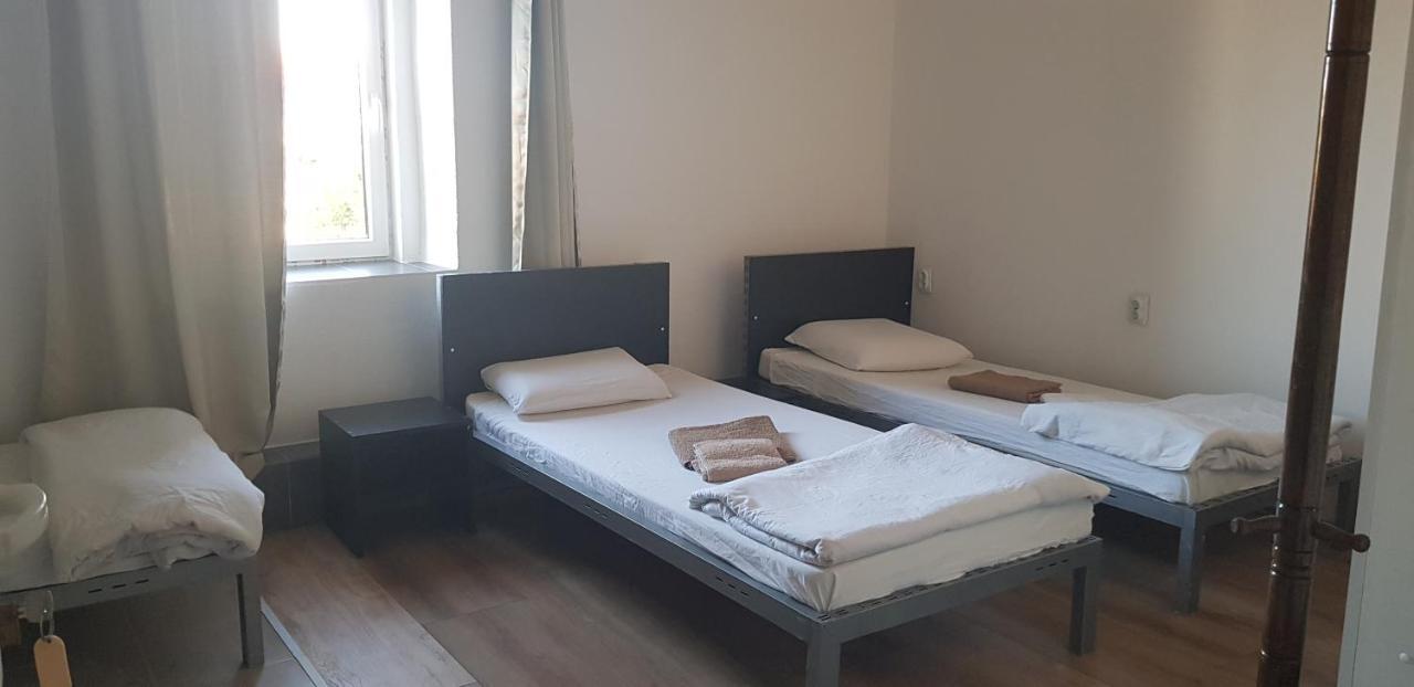 Dnd-X Hotel Pancsova Kültér fotó